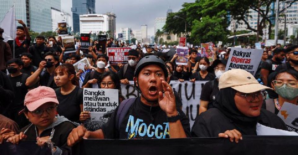 Indonesia Gelap (FOTO: Tempo)