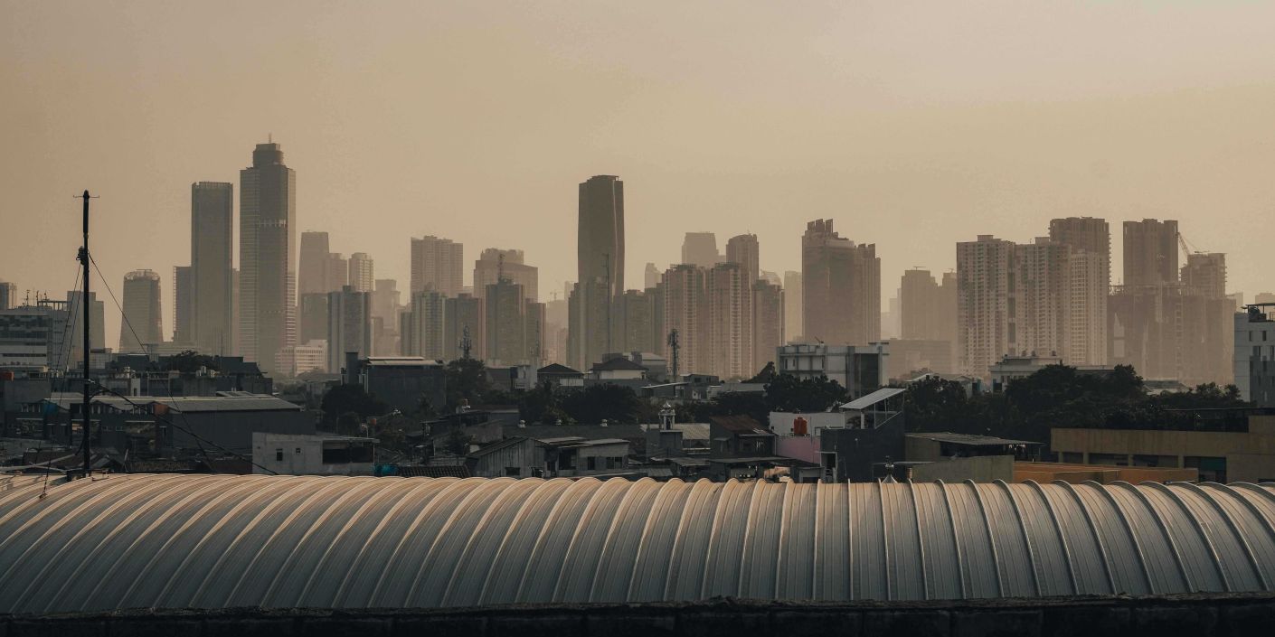 Suasana Jakarta dengan asap polusi di sekitarnya (Foto: pexels/Tri prihann