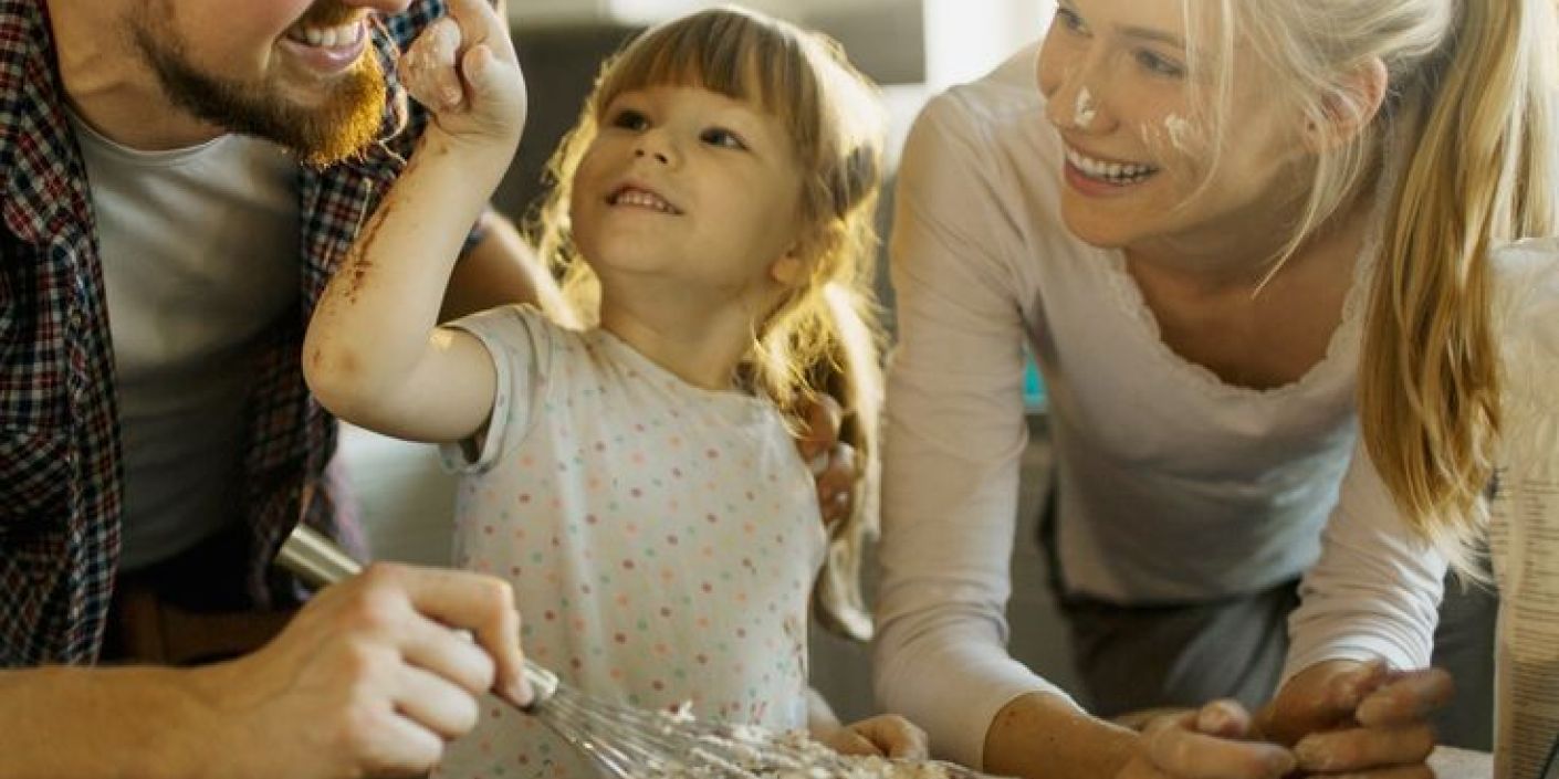 Cooking with Mom and Dad (Pinterest: brit.co)
