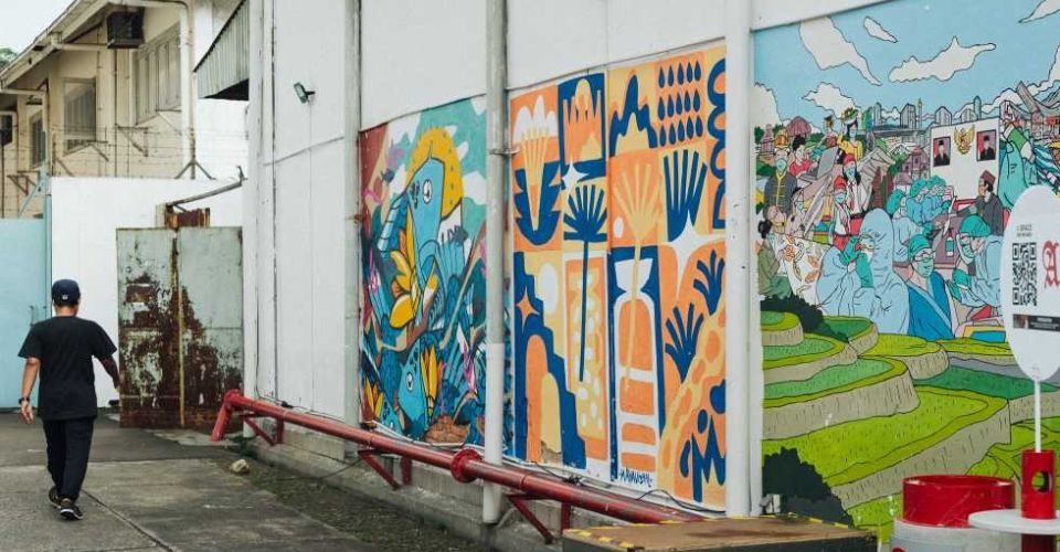 Street art menghiasi jalanan ibukota (Jakarta manual)