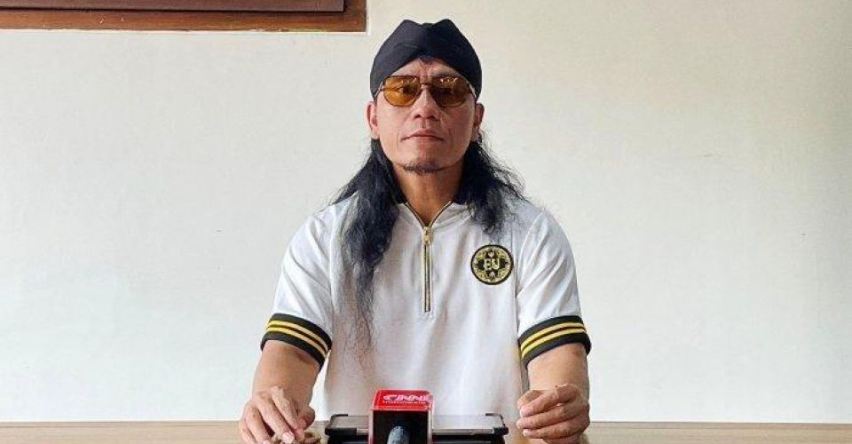 Mundurnya Miftah Maulana (FOTO: Tribun Sorong)