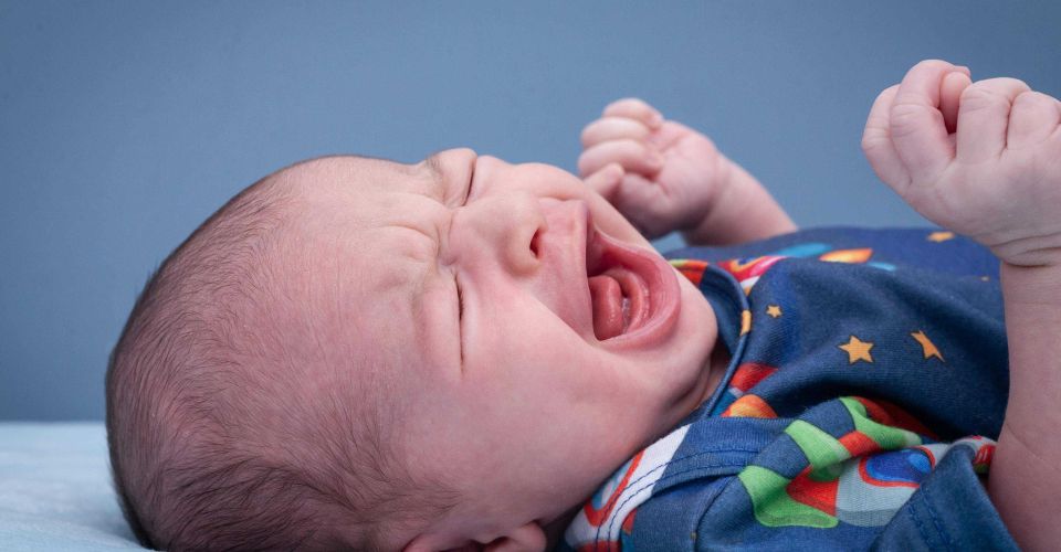 Ilustrasi bayi menangis (Leonardo Luz - Pexels)
