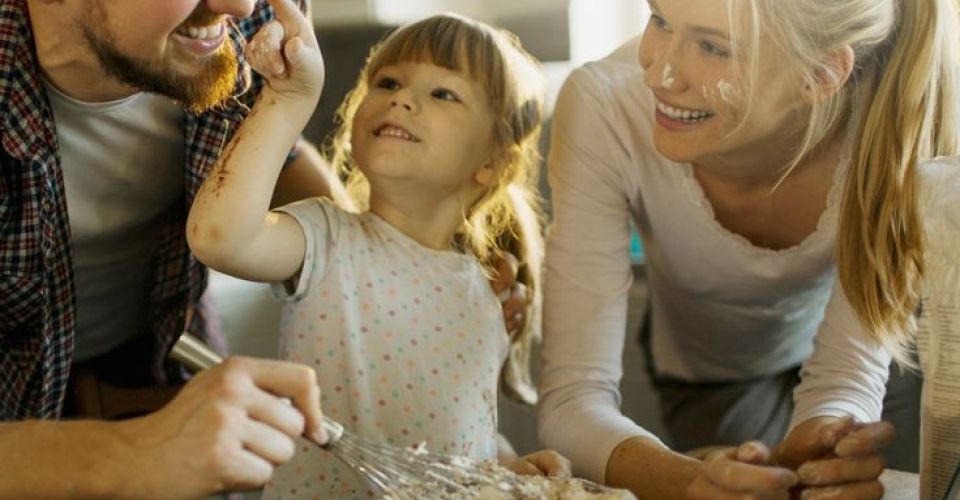 Cooking with Mom and Dad (Pinterest: brit.co)
