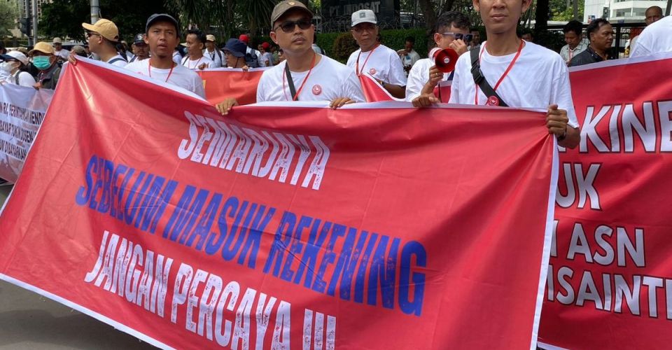 Demo dosen tuntut tukin (FOTO: Kompas)
